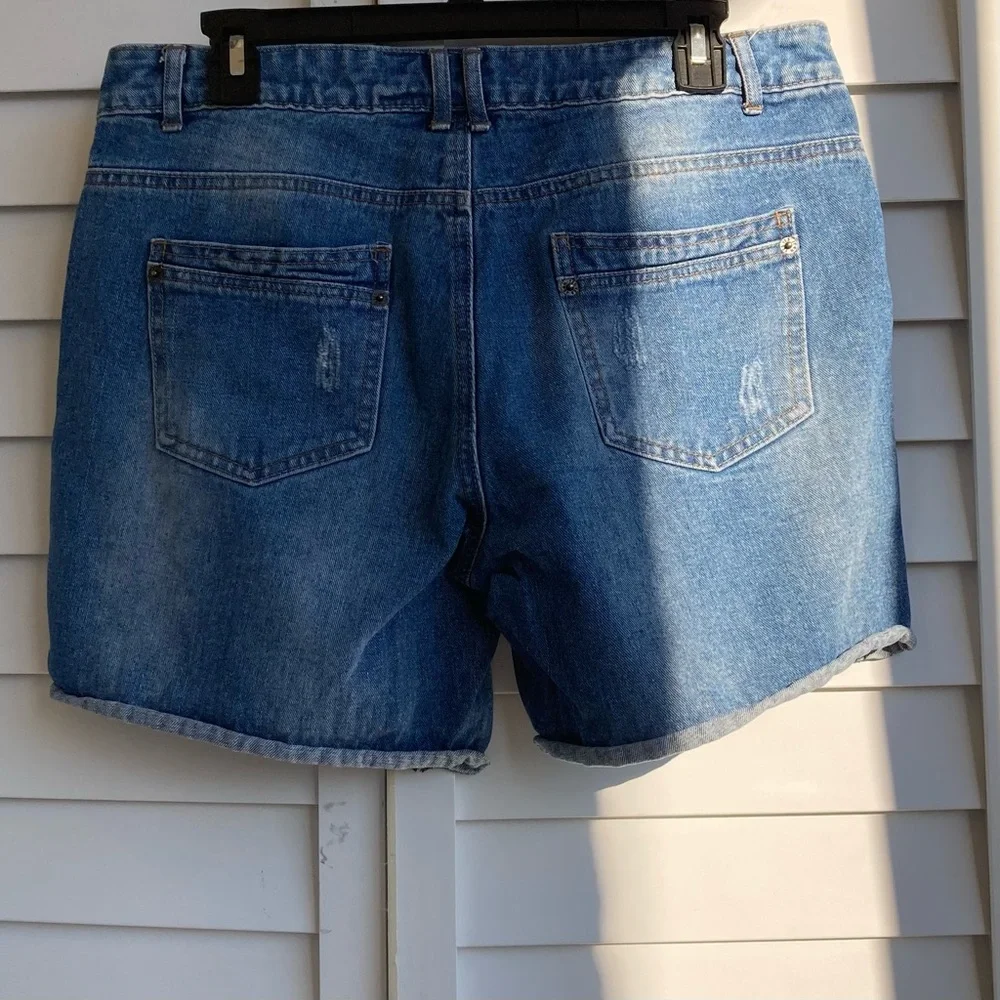 YesStyle Boyfriend Denim Shorts | Size 12 (UK 12 / EU 40)